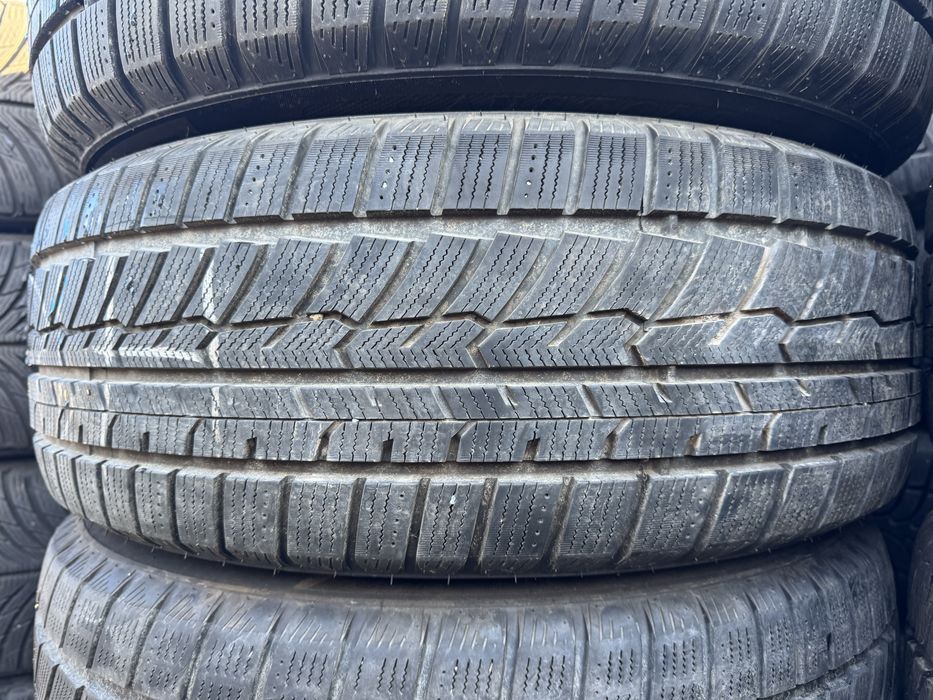 Anvelope 235/55/19 Austone