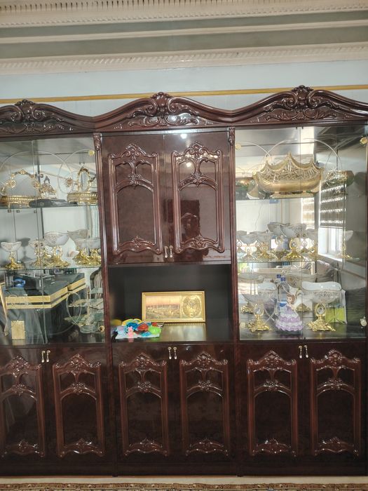 Italyanski gorka stenka sotiladi srochna