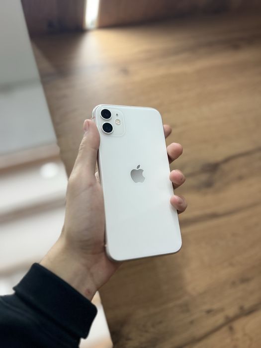Apple Iphone 11/64GB/73%