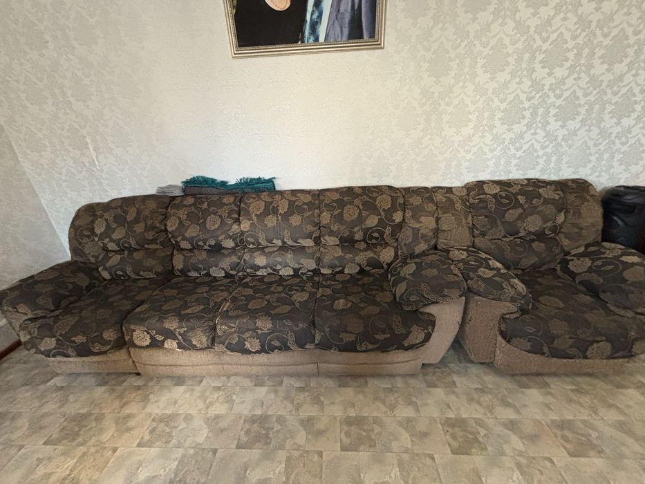 Продам угловой диван