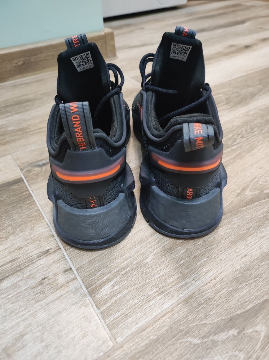 Adidas оригинални  NMD V3