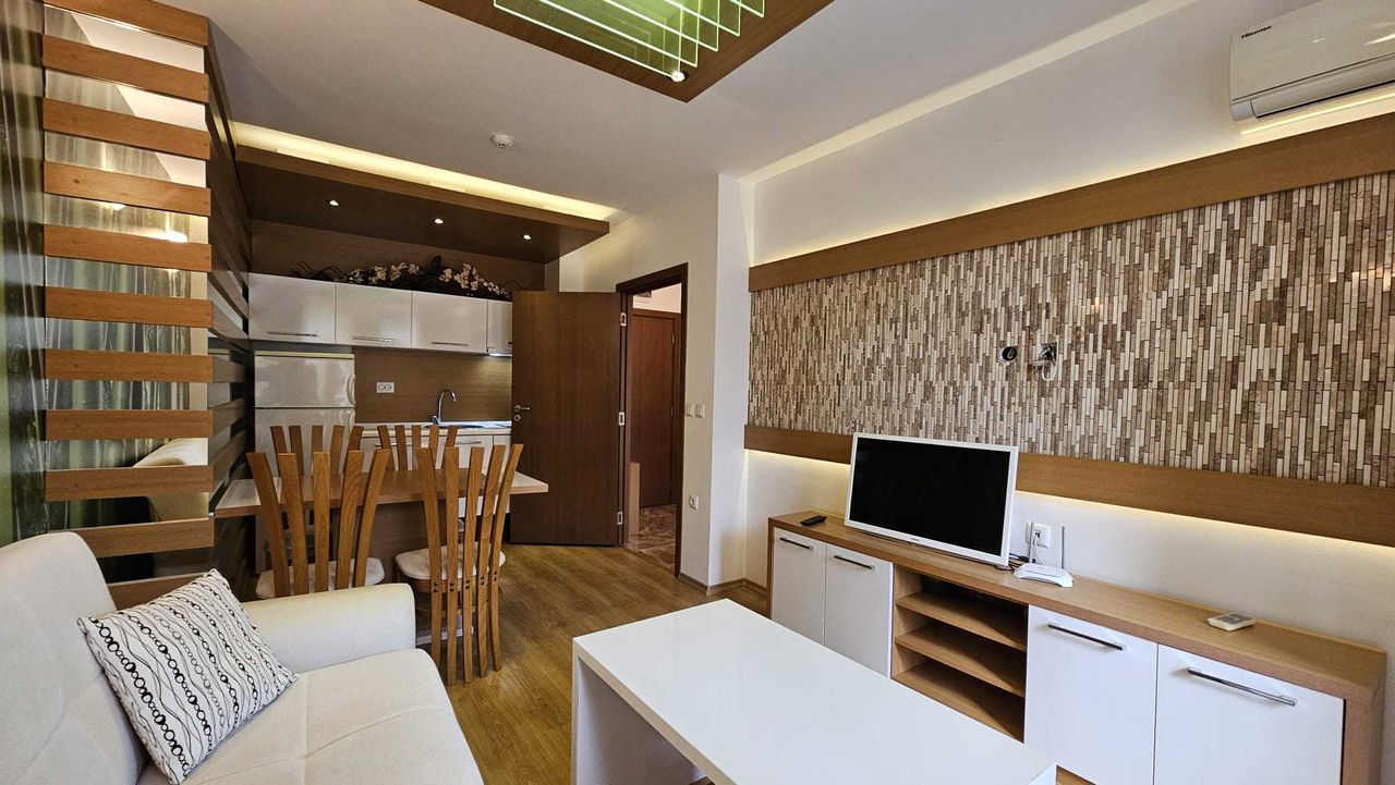 Продава се Двустаен апартамент в к.к. Слънчев бряг - 55 кв.м за 1364 €/кв.м - Снимка #5