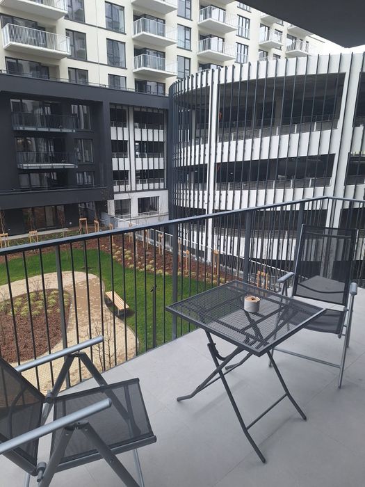 Închiriez apartament Silk District