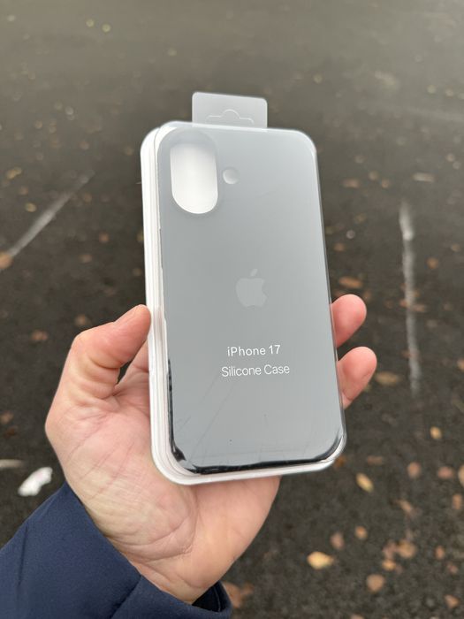 - Huse iPhone 17 / 17 Pro / 17 Pro Max /  80 lei