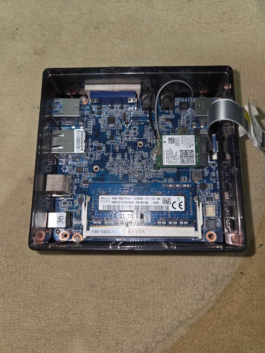 Mini Calculator DEFECT Mini PC Pentru Casa Gigabyte GB-BACE-3160