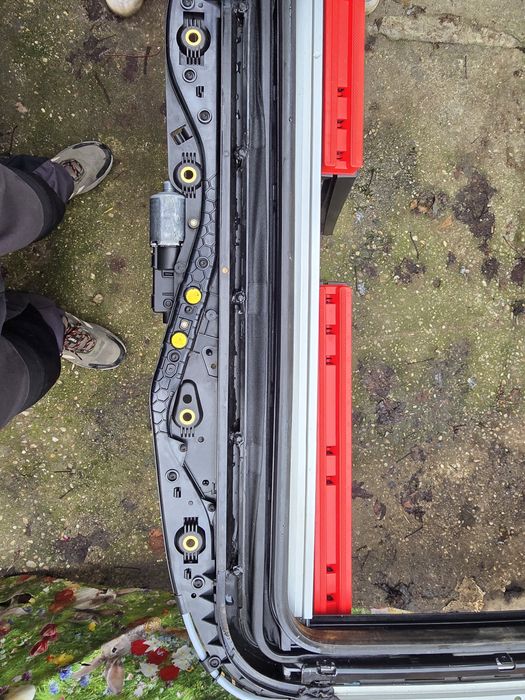 Servicii curatare,degresare si intretinere trapa si plafon panormic