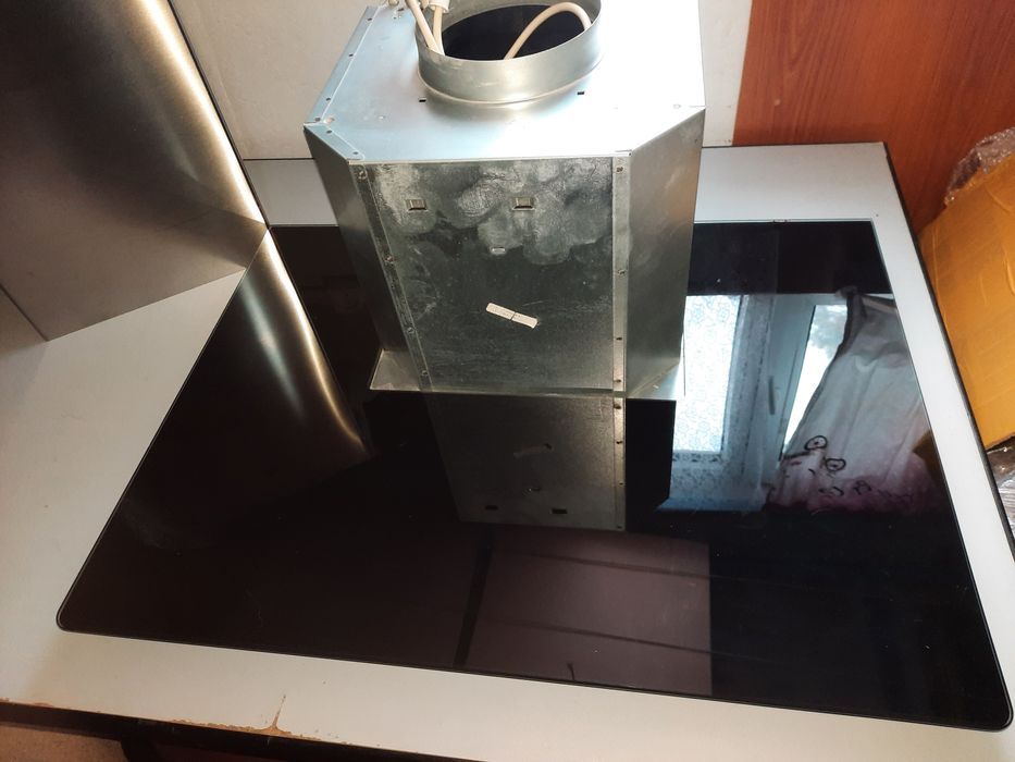 Кухонная вытяжка