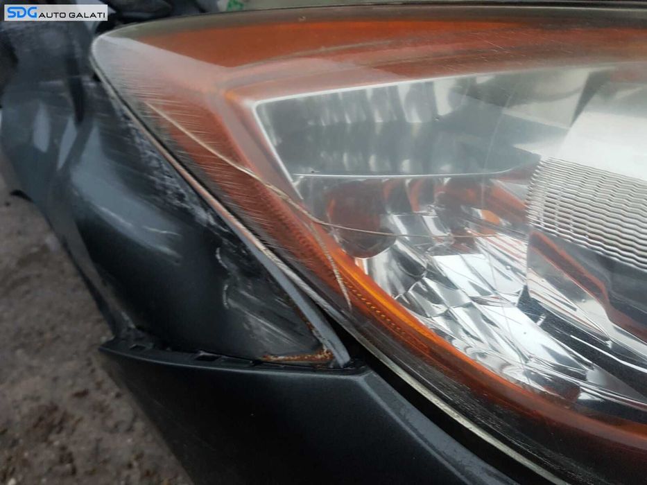 Far Dreapta Halogen cu Defect Pentru Piese Mazda 3 2009 - 2013