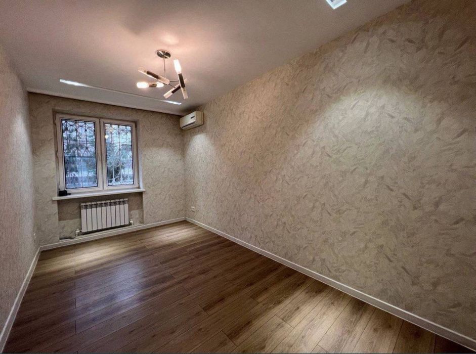 Офис 120м2 ориетир ЦУМ