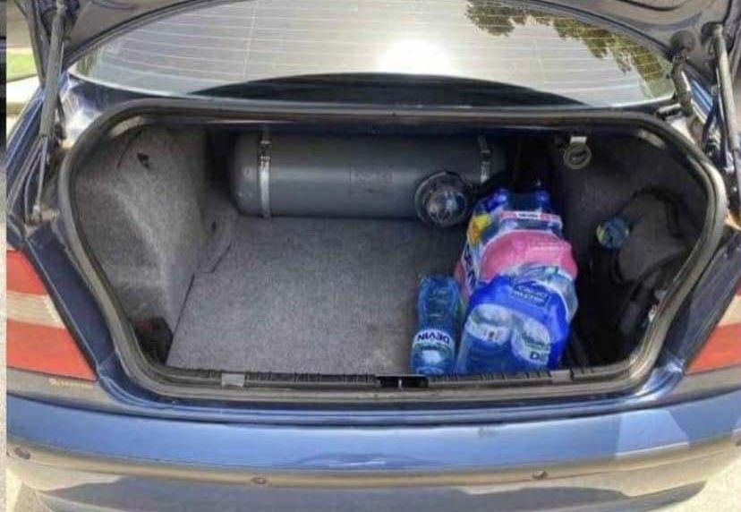 БМВ 318и газ/бензин 2002г, цяла или на части.