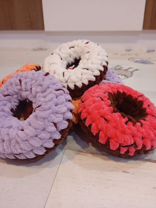 Понички на една кука 5 лв