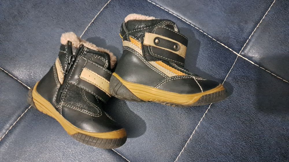 Сапожки размер 23