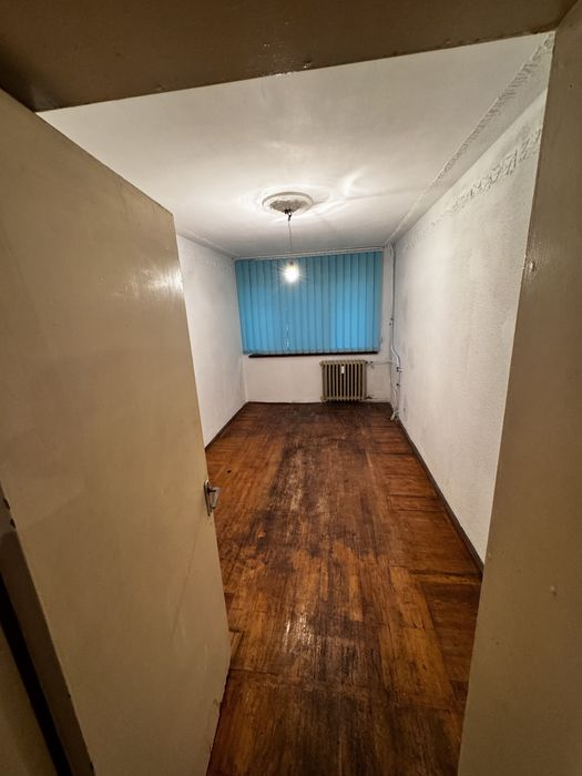 Vand apartament 3 camere Brazda lui Novac