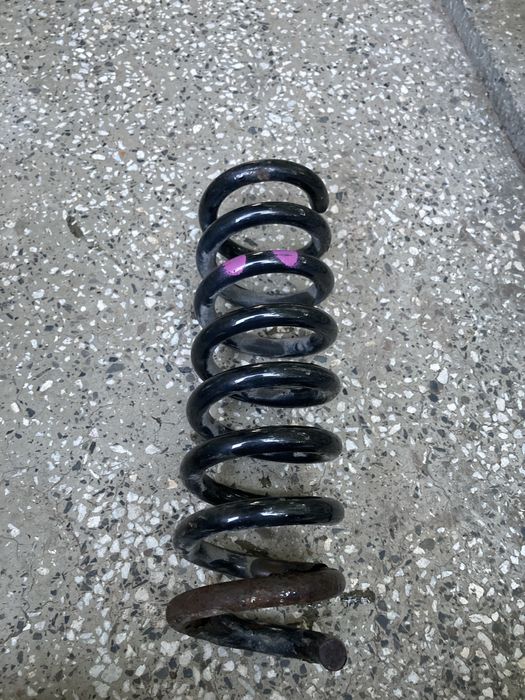 Пружини за W204