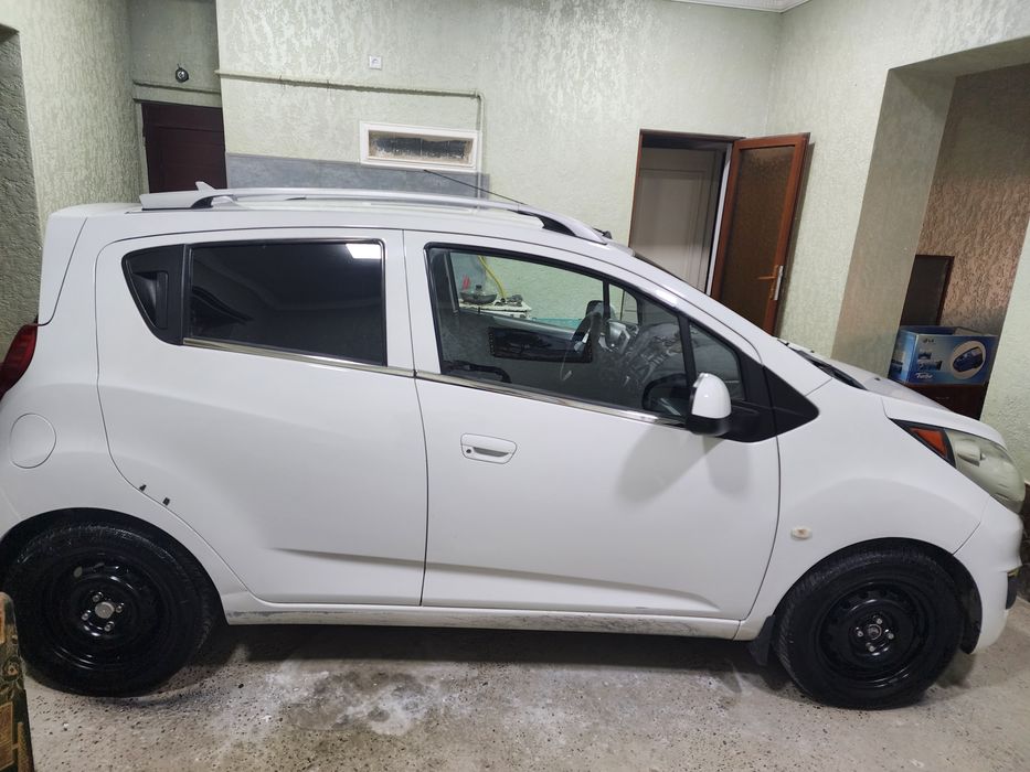 Продам спарк 2015 год 3 позиция