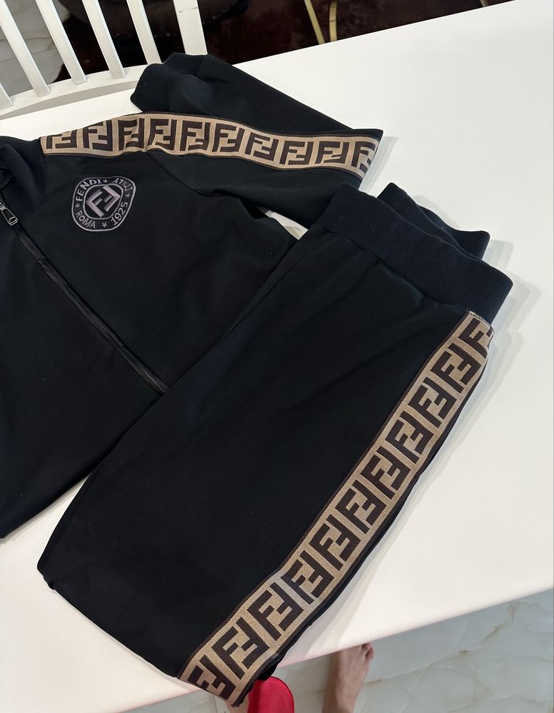 Боди с дълъг ръкав Alexander Wang / Дамски комплект Fendi