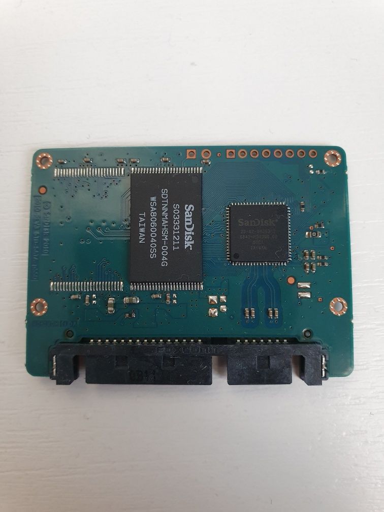 Vand SSD MLC Sandisk 1.8" de 8GB SATA 3.0 Gbps, pt servere, impriante
