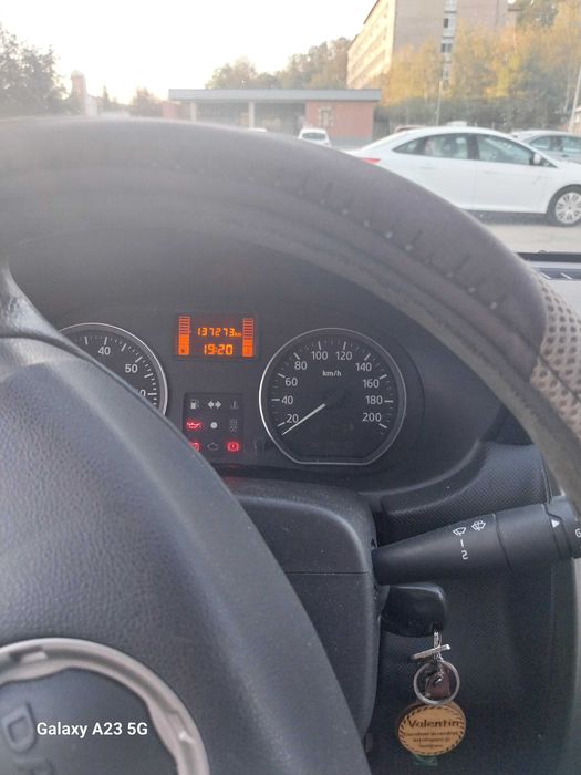 Vând Dacia Sandero  starea  perfecta