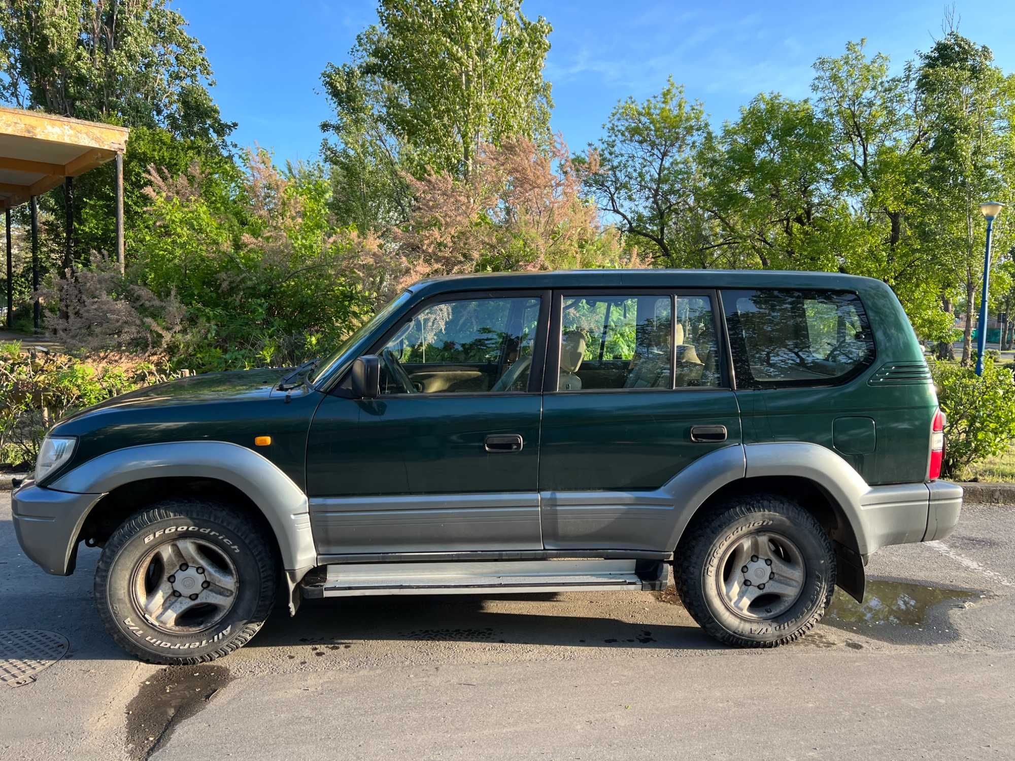 Toyota Land Cruiser Prado 90, fabricatie 2000, diesel, manuală