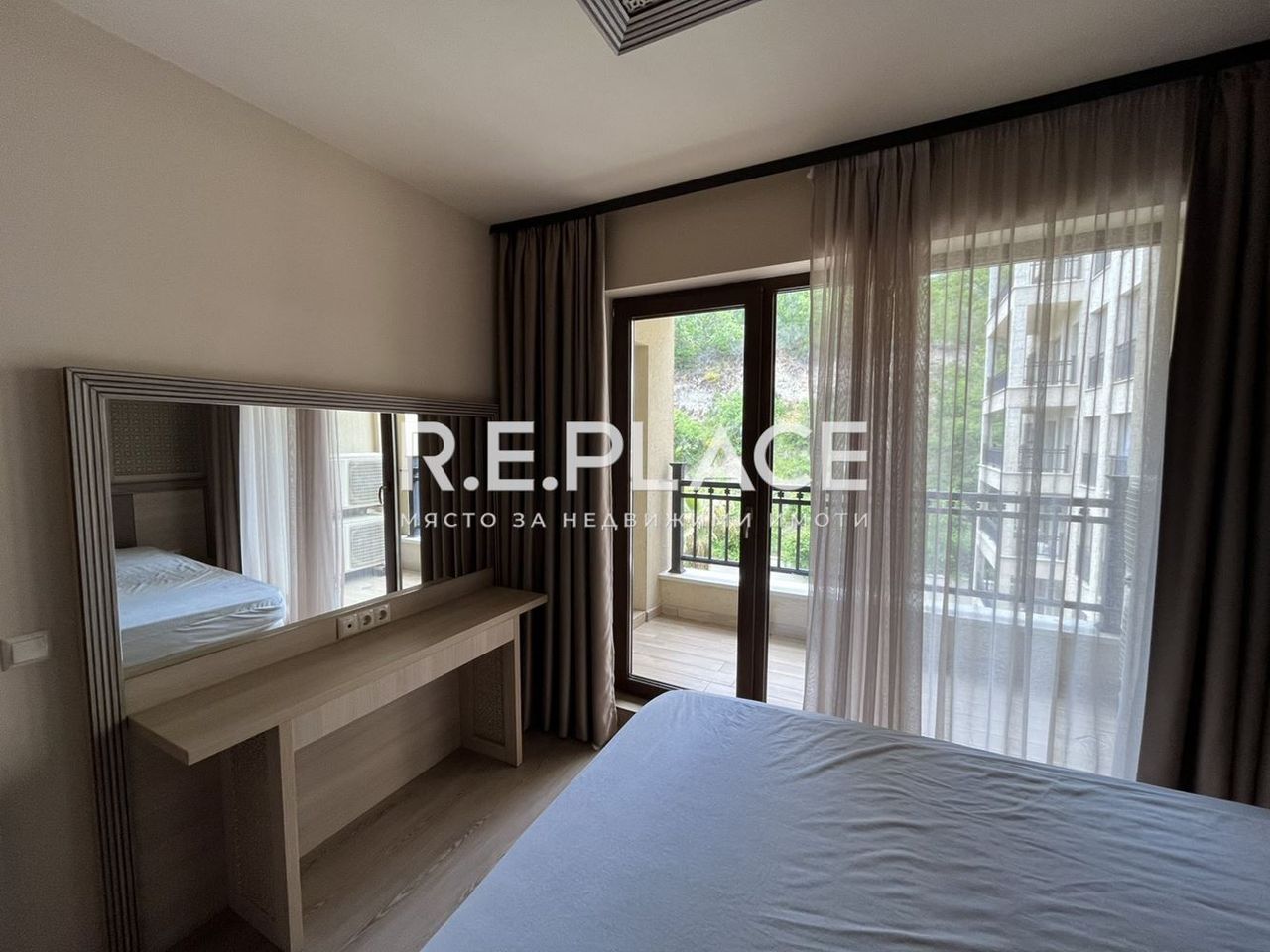 Продава се Двустаен апартамент в к.к. Златни пясъци - 55 кв.м за 1910 €/кв.м - Снимка #7