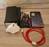Vand schimb telefon  Motorola Edge 20 5G (8+2 gb ram 128 gb stocare)
