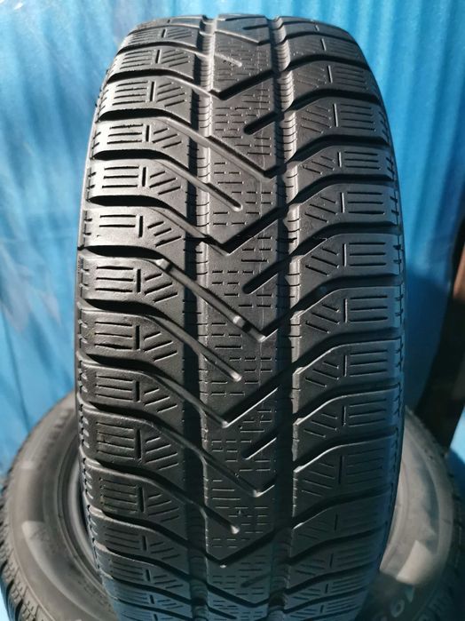 195 55 16 pirelli m+s 4 buc