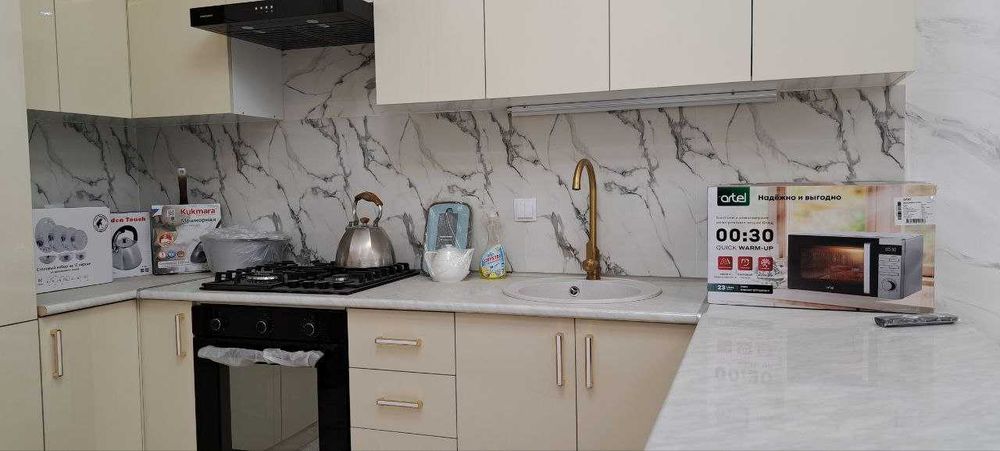 Срочно! Сдаётся Квартира 2/9/10 на Лабзаке ор-р Ц-13 Сазанчик ресторан