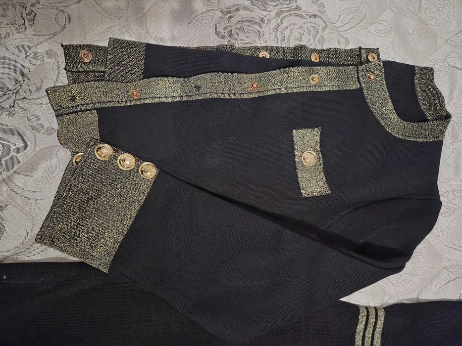 Дамски комплект рокля и жилетка