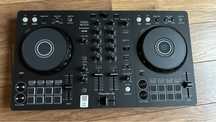 DJ контролер Pioneer DDJ-FLX4 и слушалки Sennheiser HD 25 DJ