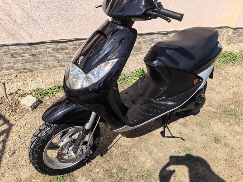 КАТО НОВ!! PEUGEOT VIVACITY Продавам скутер 50см3