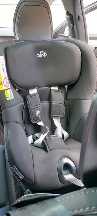 Britax Römer Dualfix M I-Size + Reer огледало