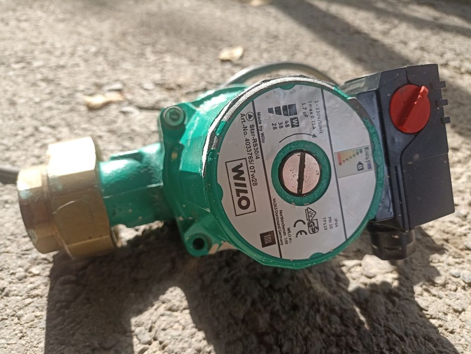 Циркуляционный насос Wilo Star-RS 30/4