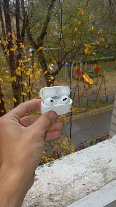 Аpple AirPods Pro.