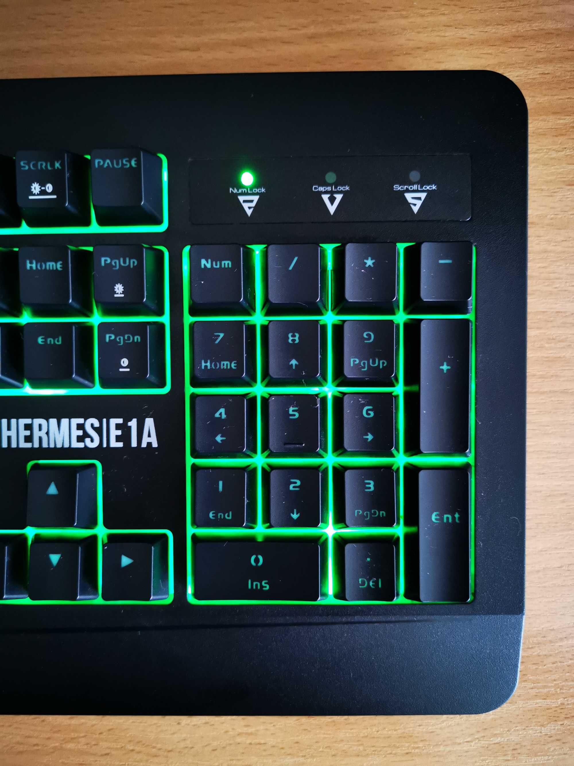 Мишка + Клавиатура - Hermes E1A Gaming Combo