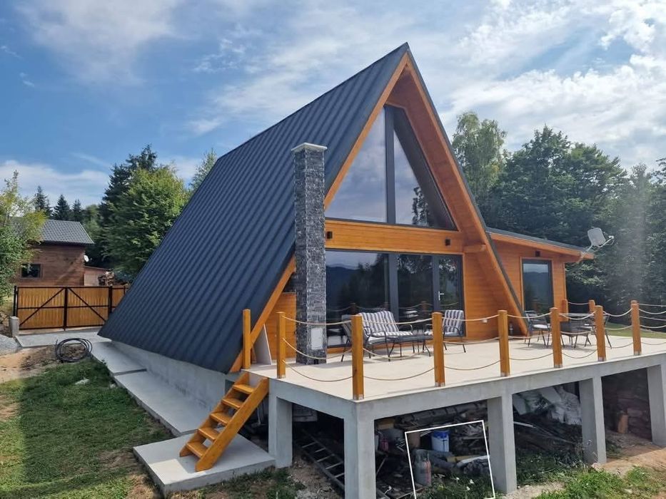 Cabane A-frame din lemn