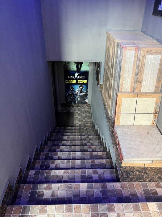 Тайлок туман марказида ишлаб турган фаолияти мавжуд бино сотилади .