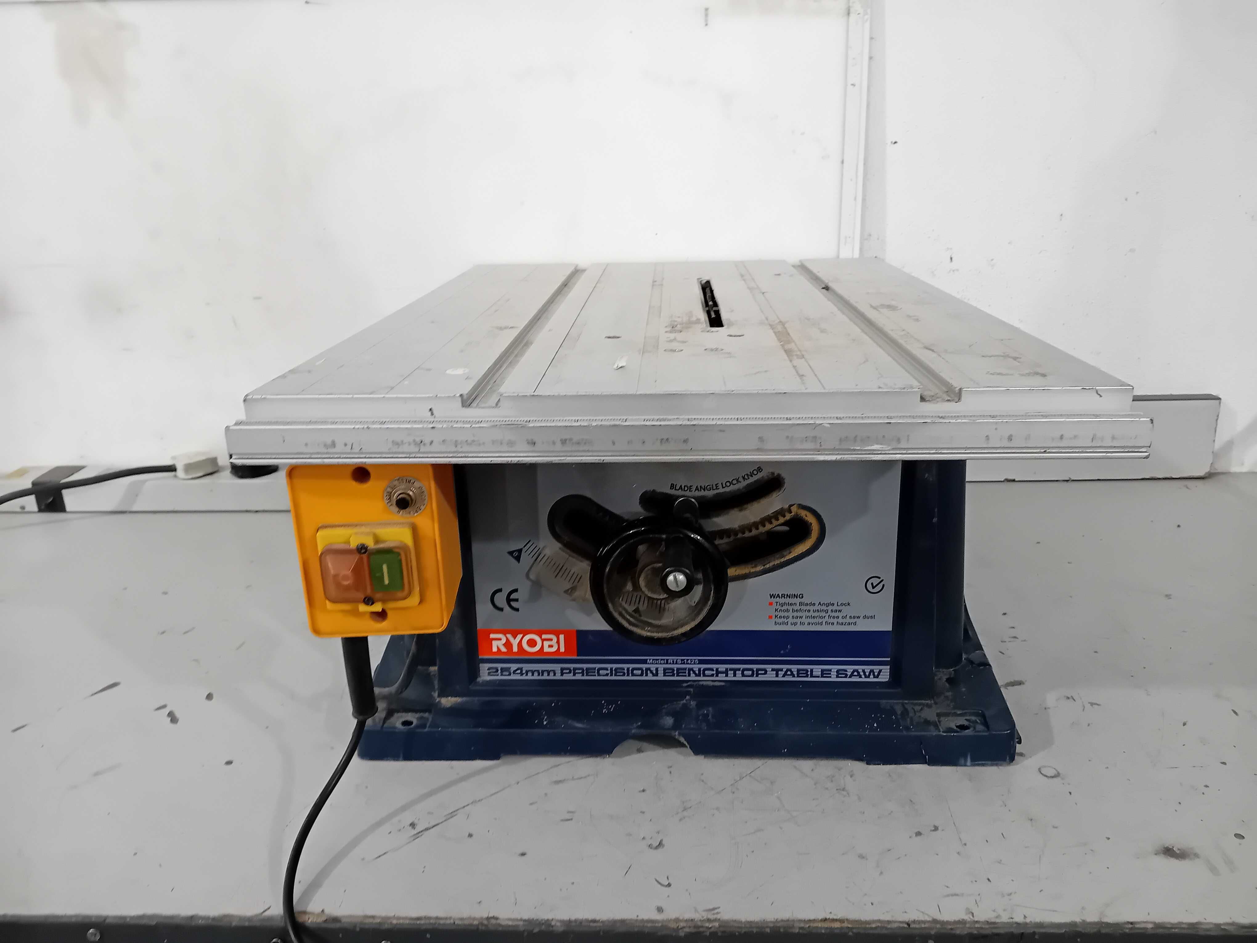 Циркуляр за дърво - Ryobi 1500 W