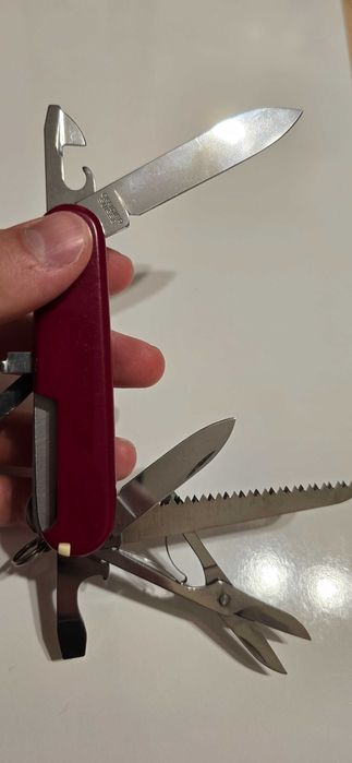 Нож Victorinox Huntsman