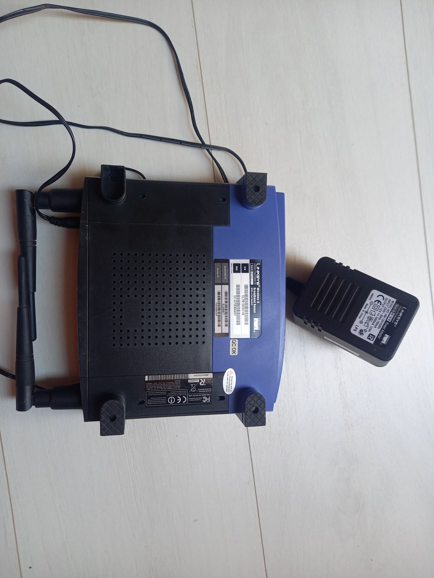 Vand router Linksys WRT 54GL