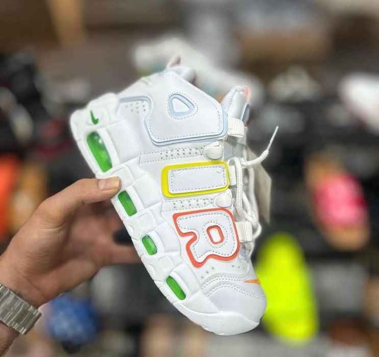 Нови кецове Nike air more uptempo