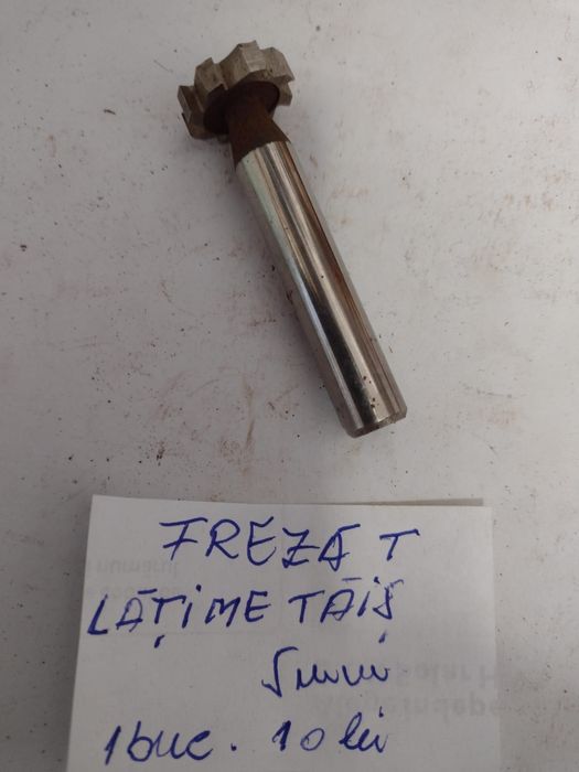 Freze și cuțite strung