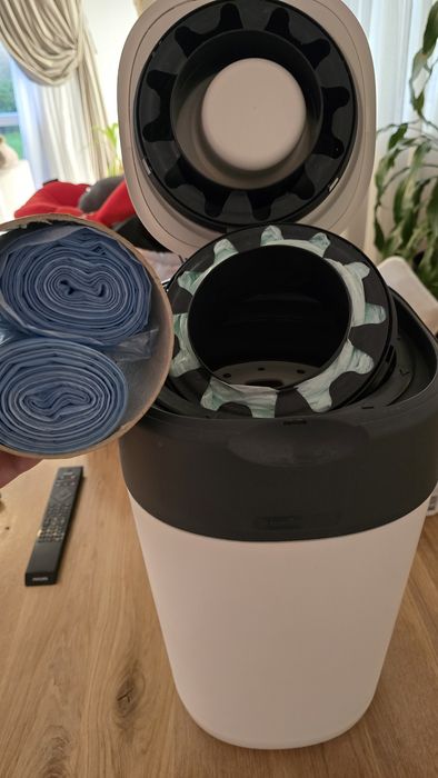 Tommee Tippee cos de gunoi pentru scutece bebeluși + rezerve