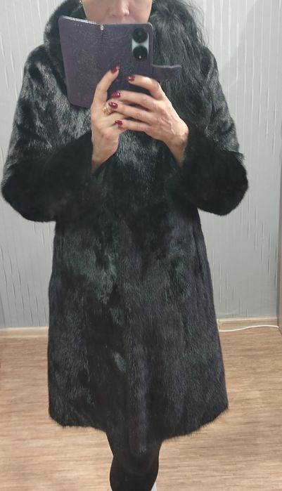 Продам шубу норковую
