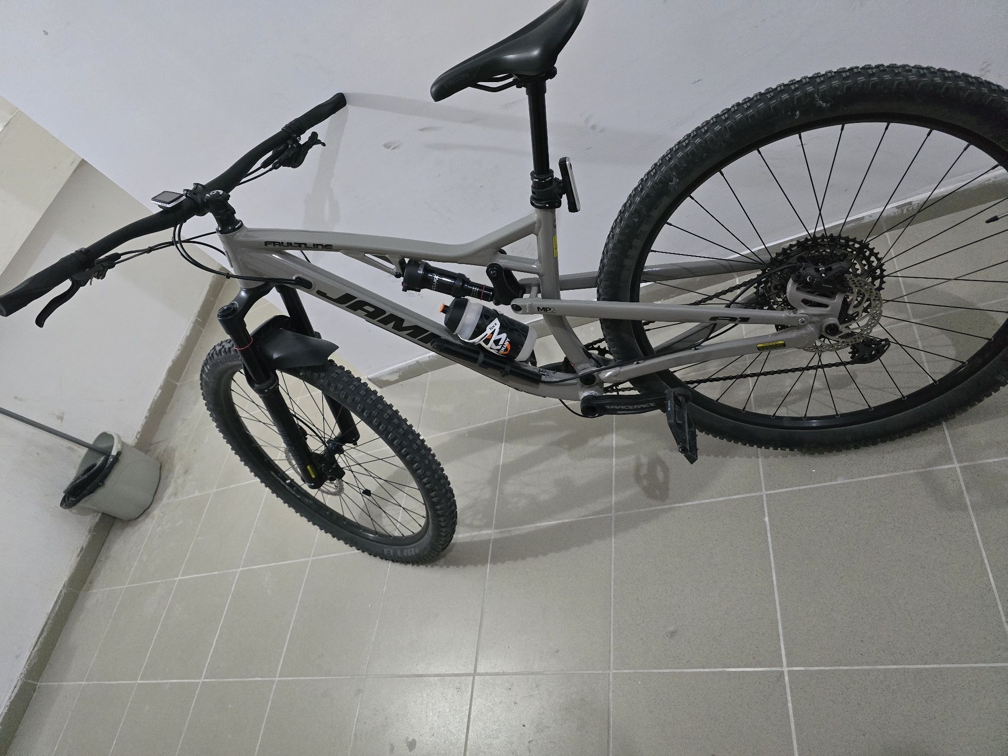 MTB Jamis 29 M размер.
