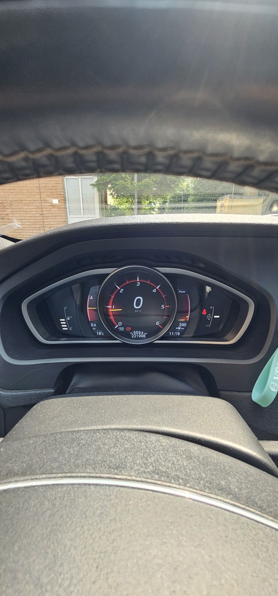 Volvo V40 R-design