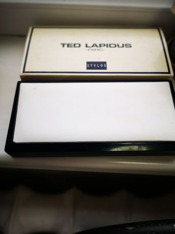 Продам ручку  перьевую TED LAPIDUS