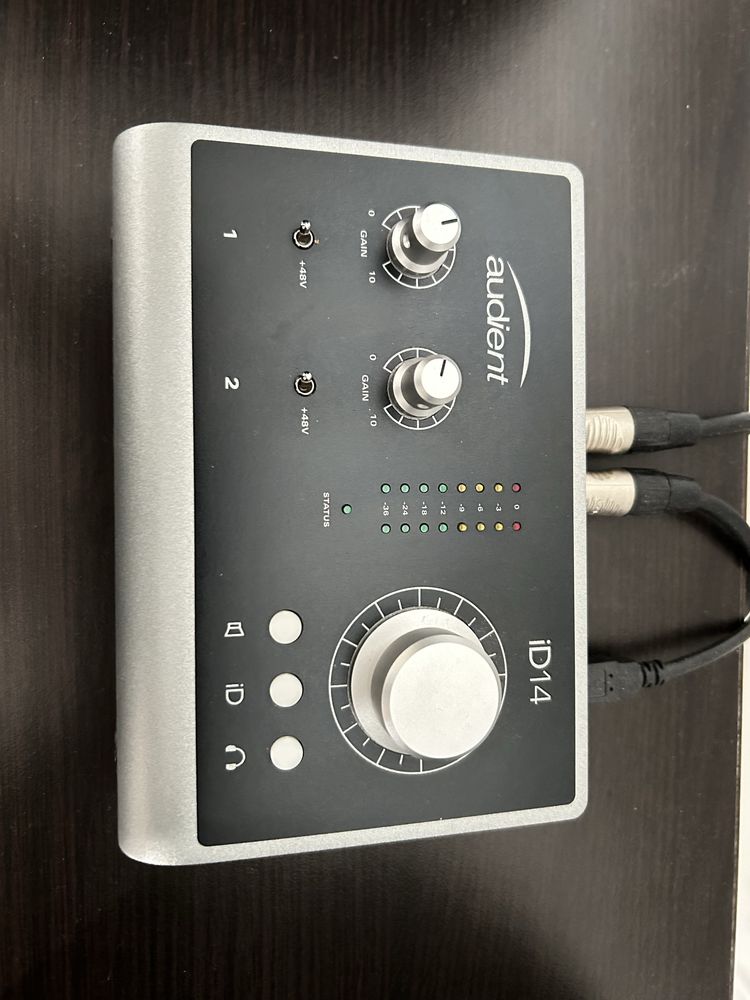 Audient id 14, Adam Audio tv 5 music production full set