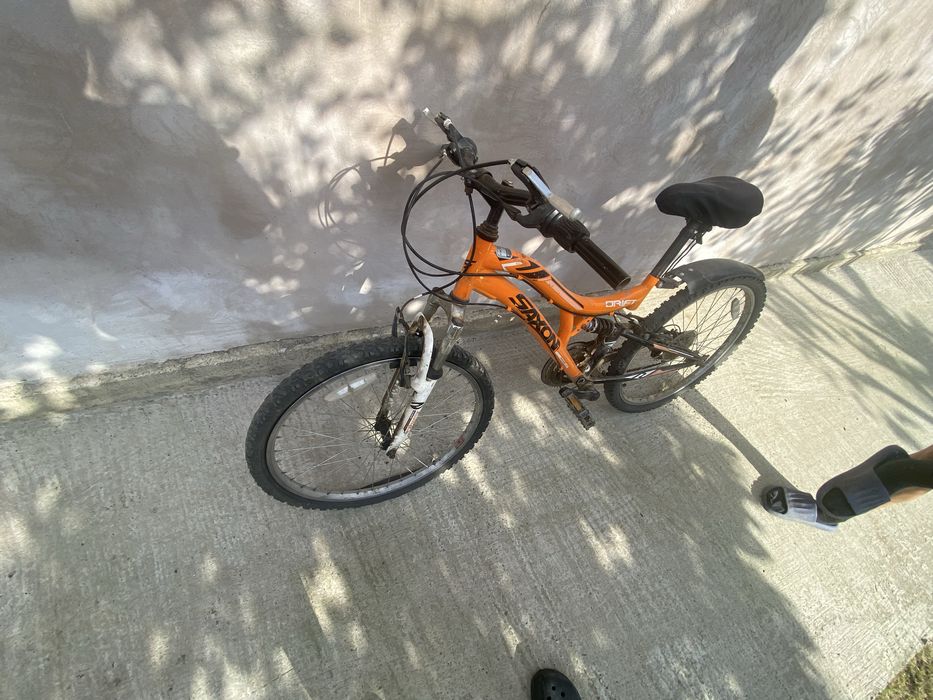 Bicicleta Saxon,buna.