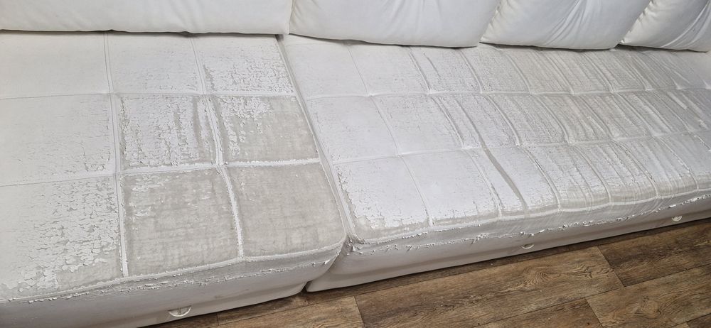 прожам диван б/у