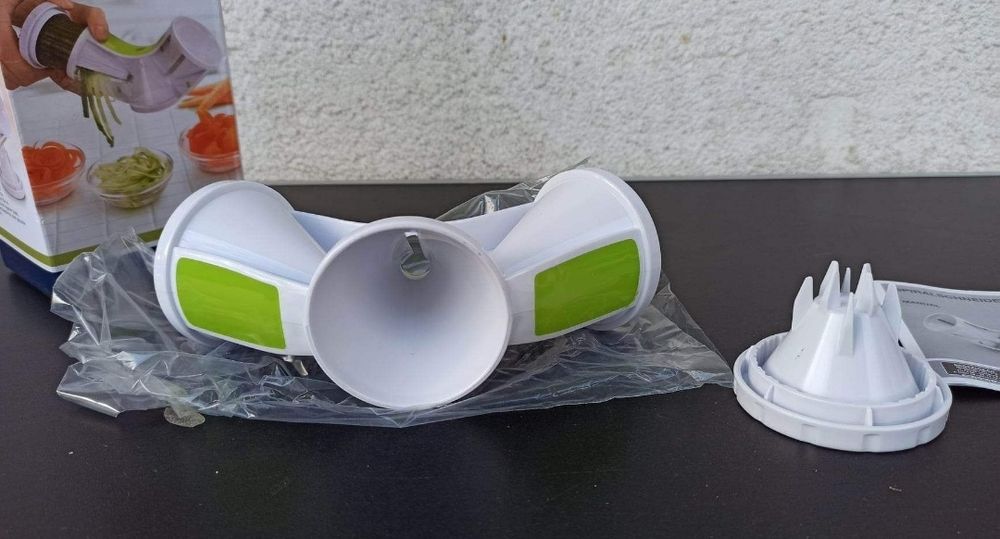 accesoriu bucatarie maruntire tocare legume salata copii alimentatie